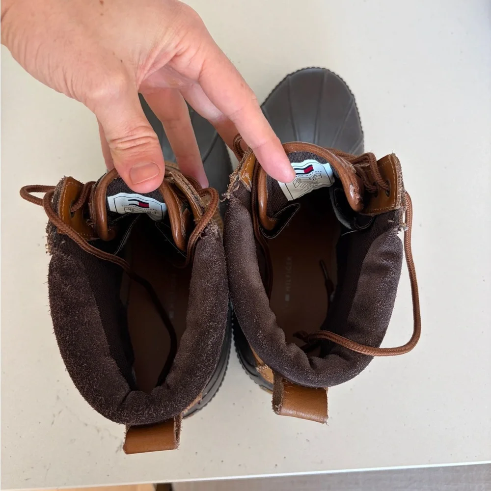 Tommy Hilfiger Men's Boots Size 10